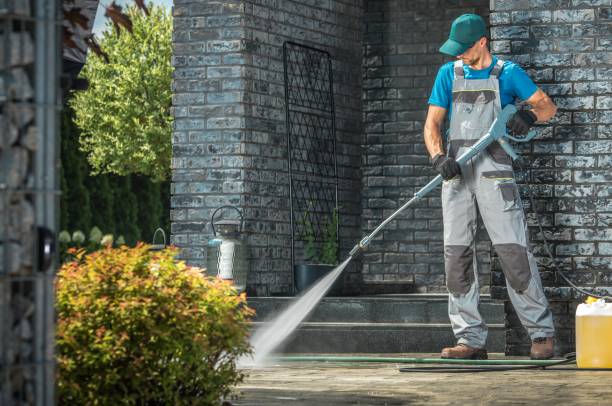 Best Animal Enclosure Cleaning  in Pleasure Point, CA